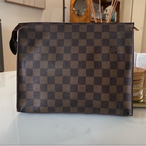 Louis Vuitton Handbags - LOUIS VUITTON POCHETTE VOYAGE
